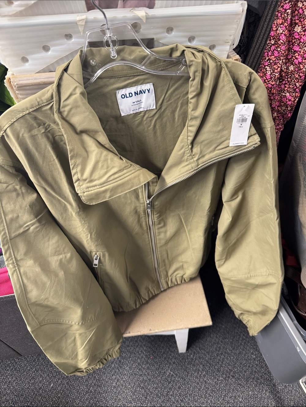 Old navy water-resistant jacket M tall // 100203